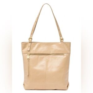 Hobo Lennon Cream Leather Tote Purse zipped closure shoulder adjustable strap OS